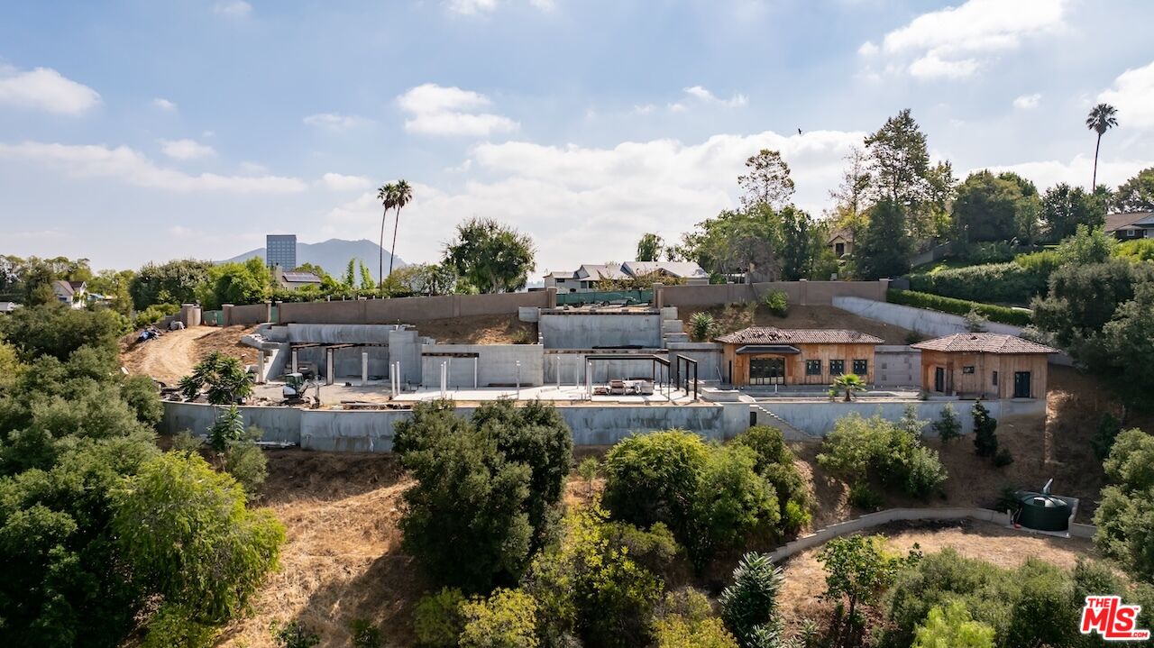 3721 Eureka Dr