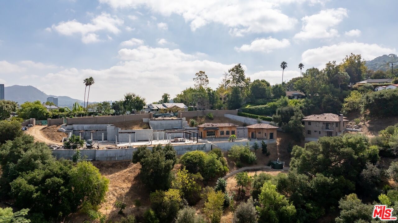 3721 Eureka Dr