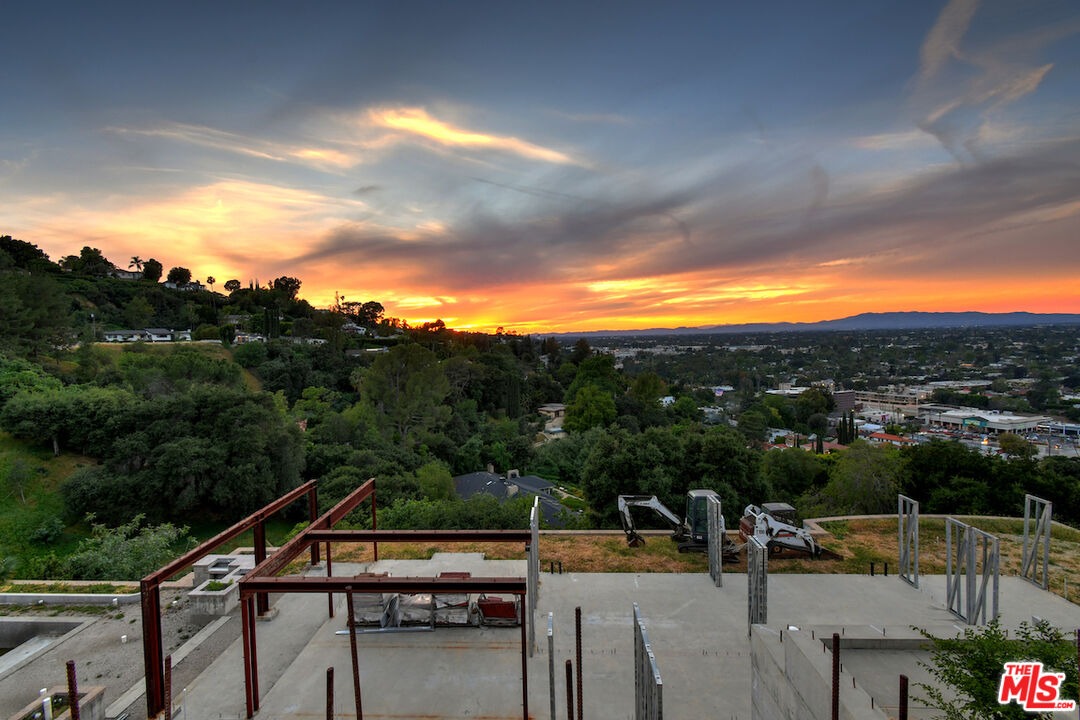 3721 Eureka Dr