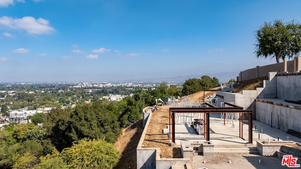 3721 Eureka Dr