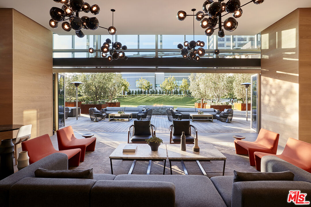 10000 Santa Monica Blvd Unit: 2307