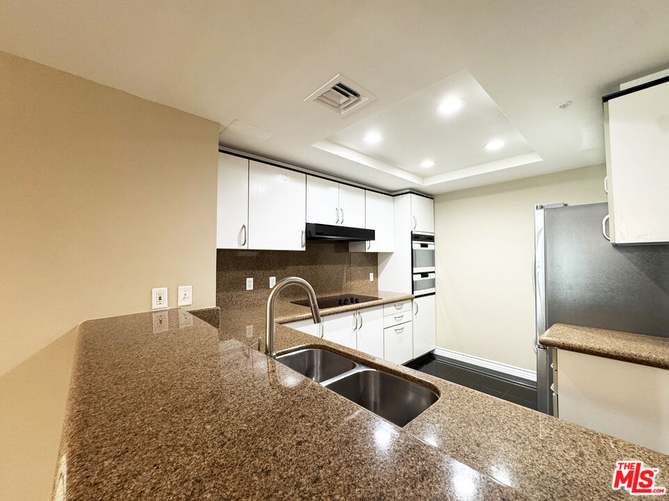 10520 Wilshire Blvd Unit: 801