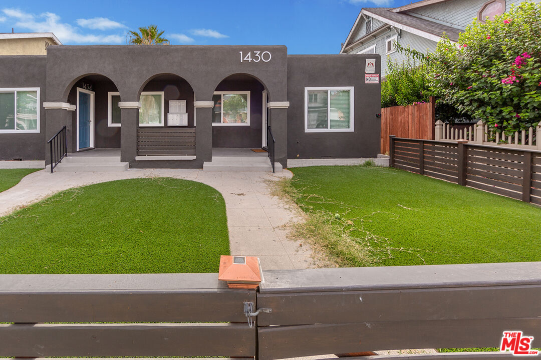 1430 Linden Ave