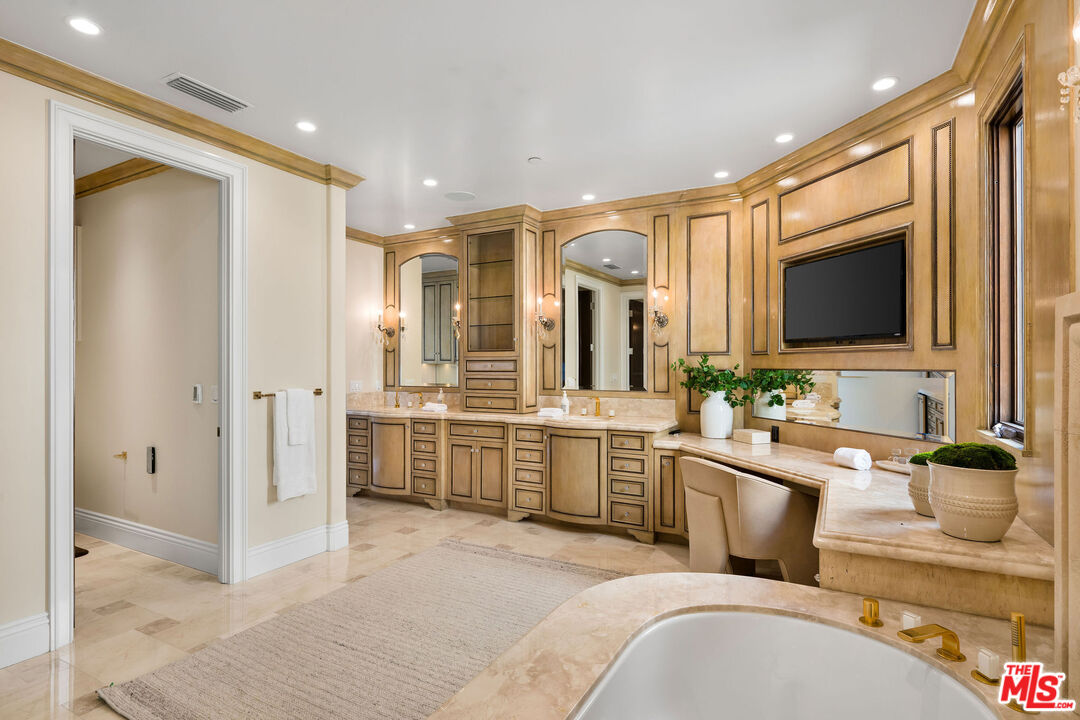 16462 Malden Cir