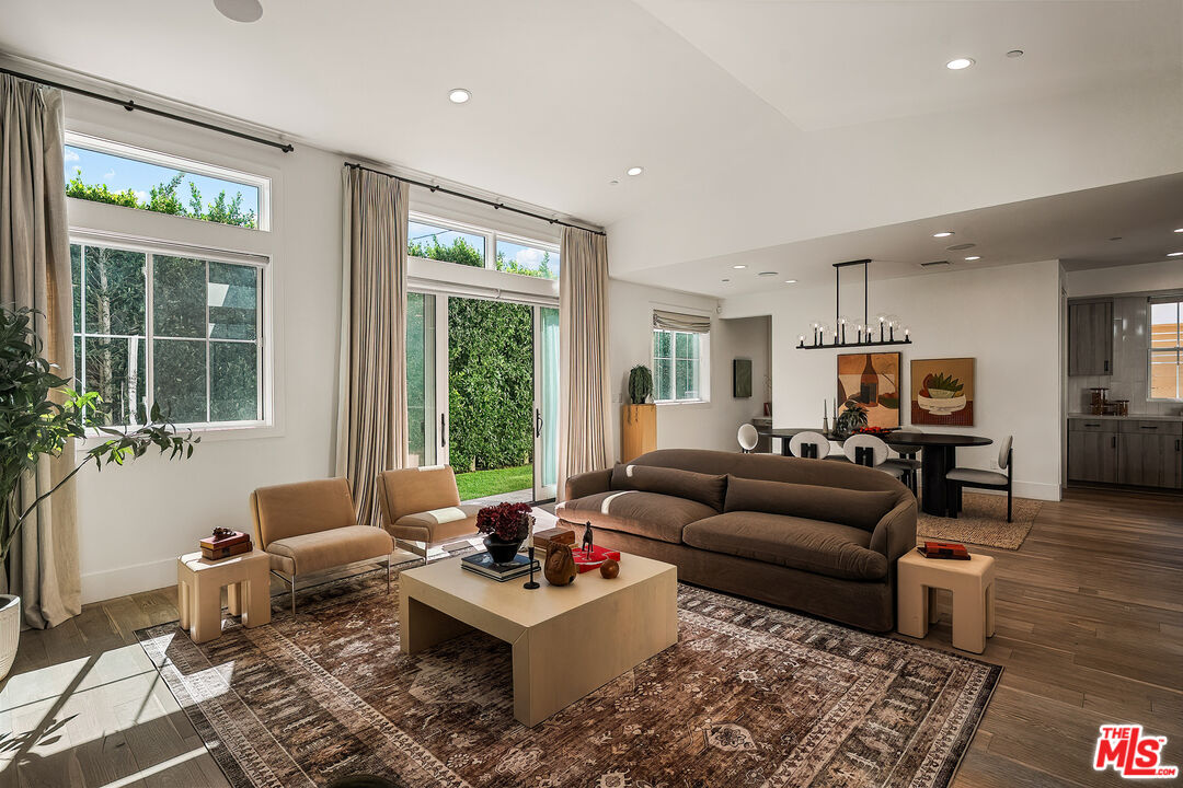 11602 Francis Pl