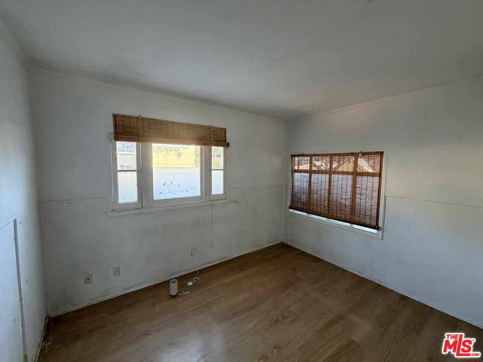 819 Pier Ave