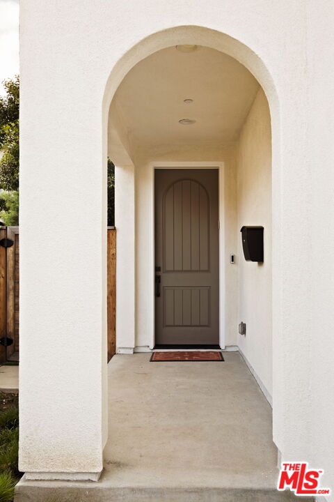 1426 S Sierra Bonita Ave