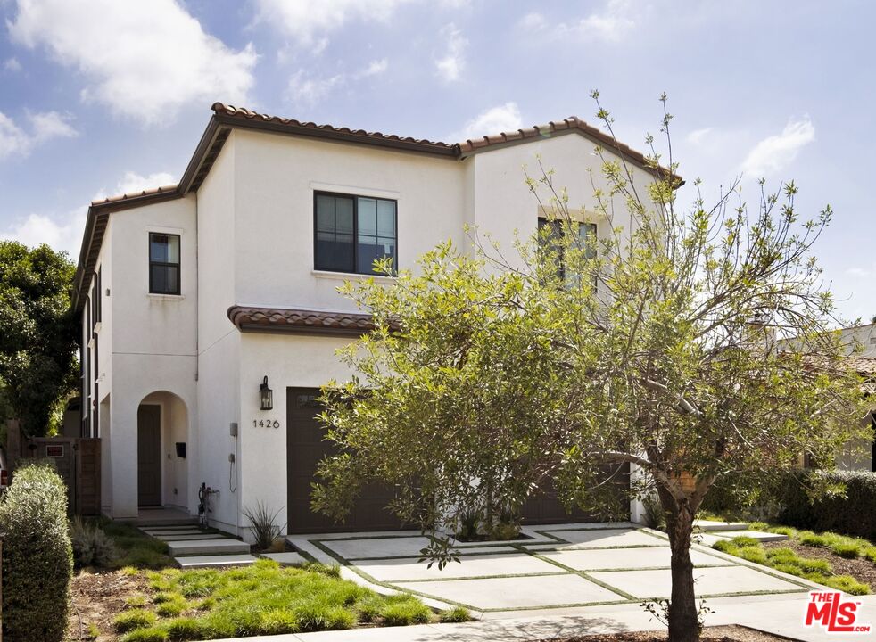 1426 S Sierra Bonita Ave