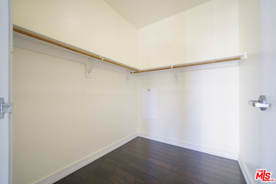 801 S Grand Ave Unit: 1902