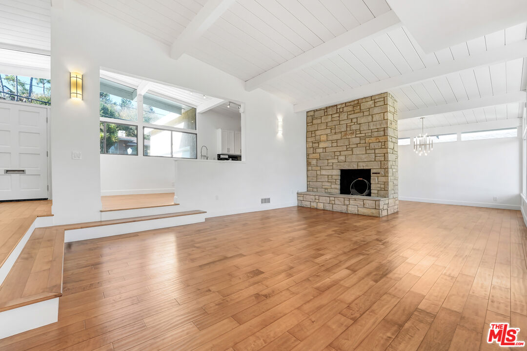 2812 Anchor Ave