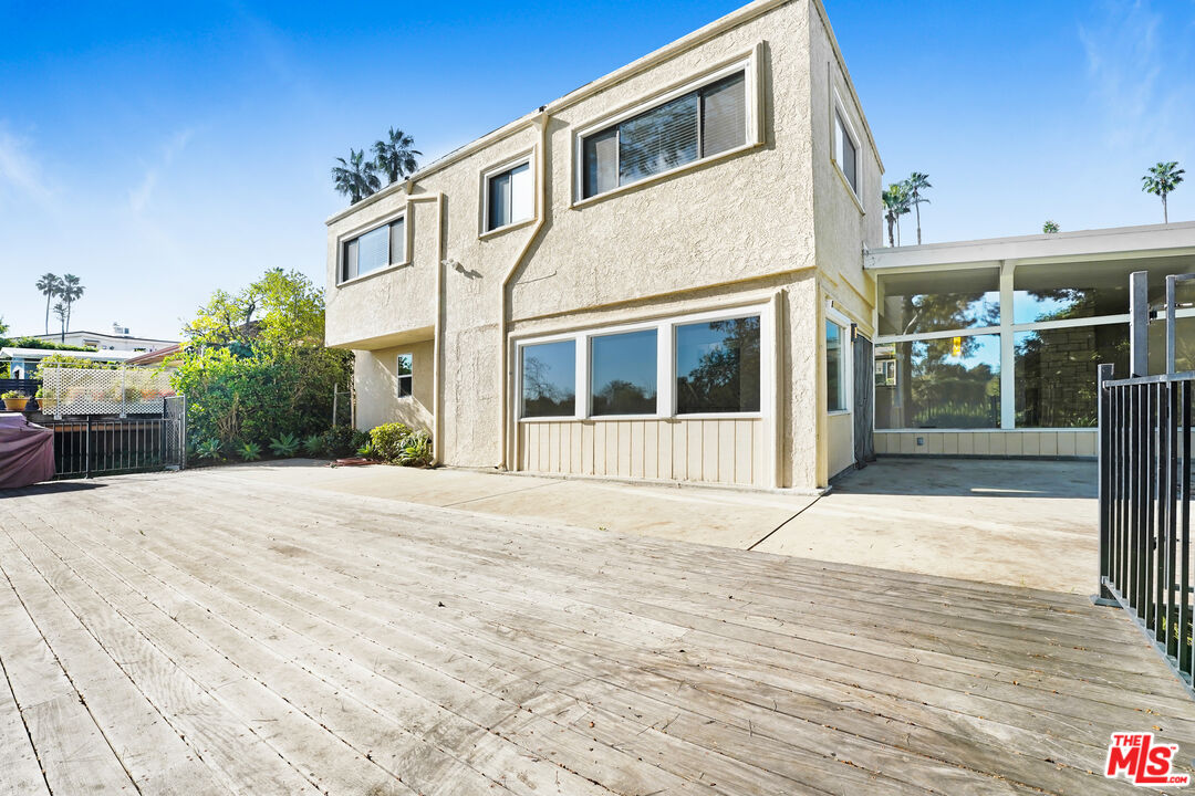 2812 Anchor Ave
