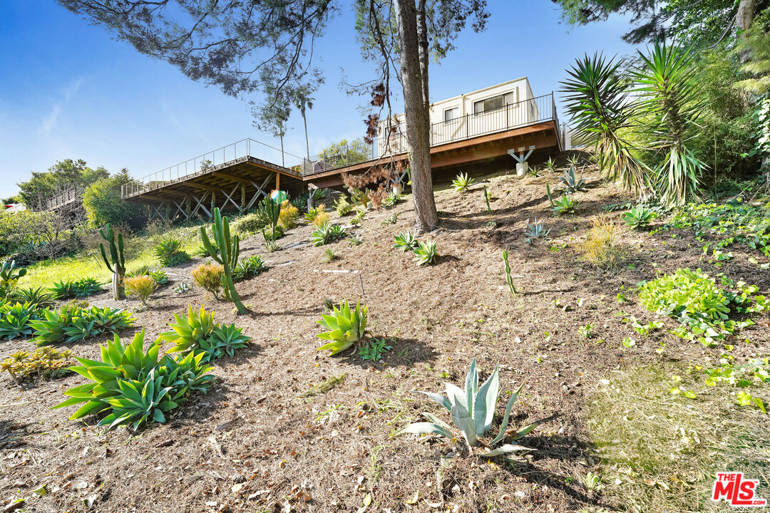 2812 Anchor Ave