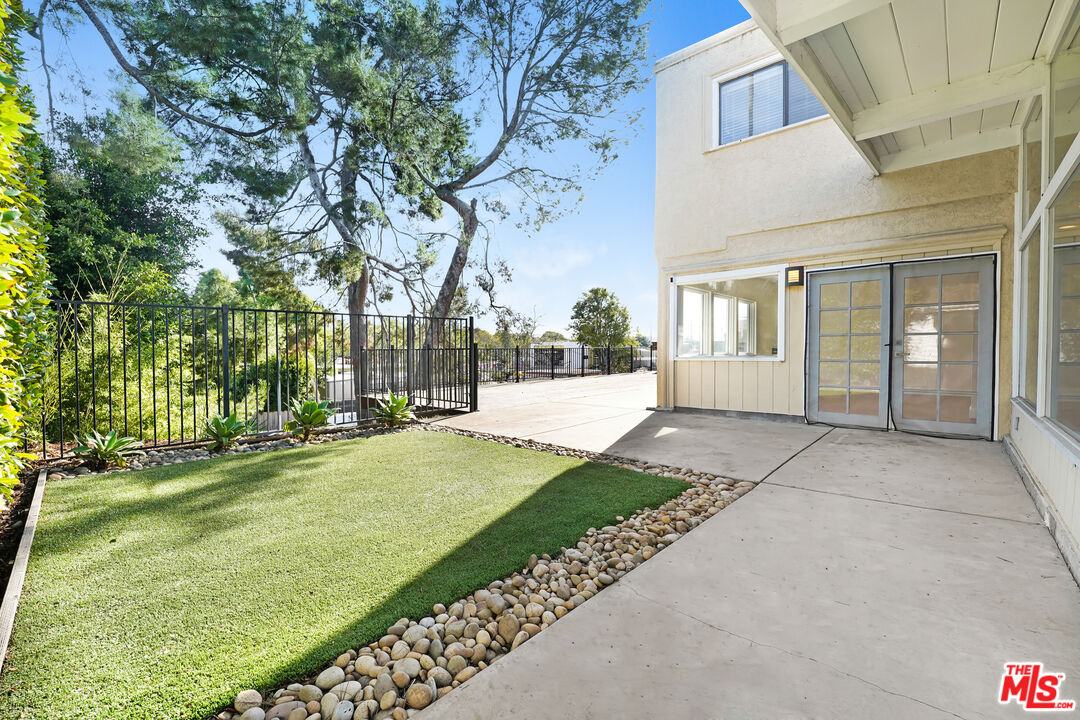 2812 Anchor Ave