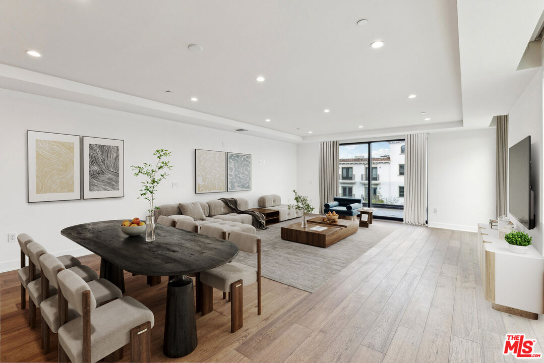 725 N Croft Ave Unit: 107