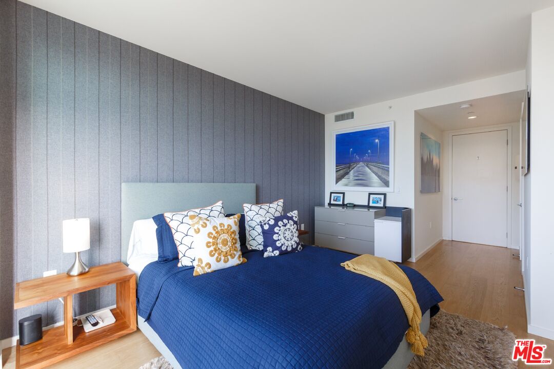 1705 Ocean Ave Unit: 501