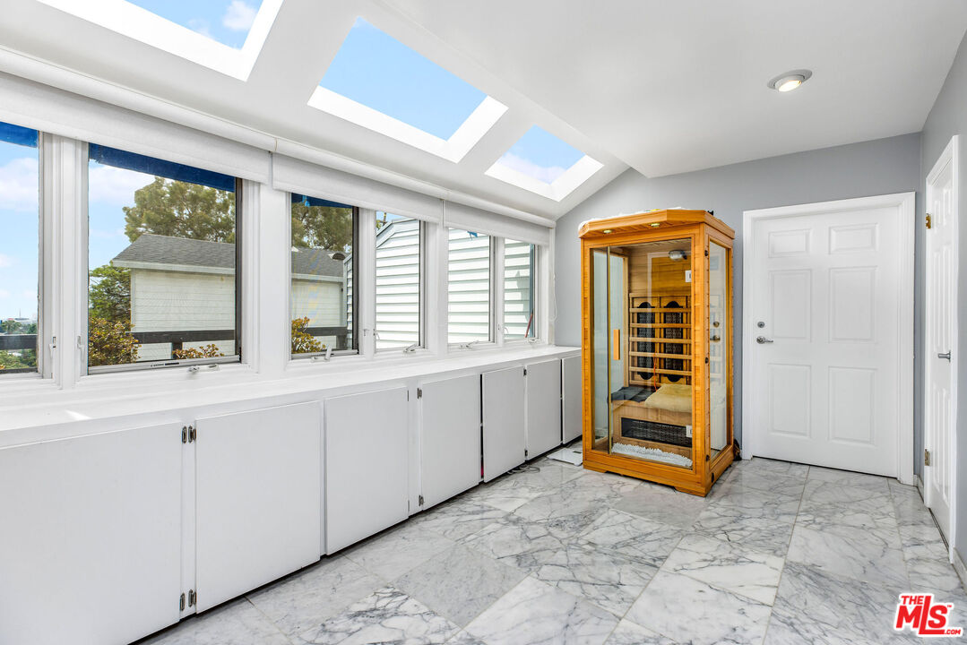 2350 San Marco Dr