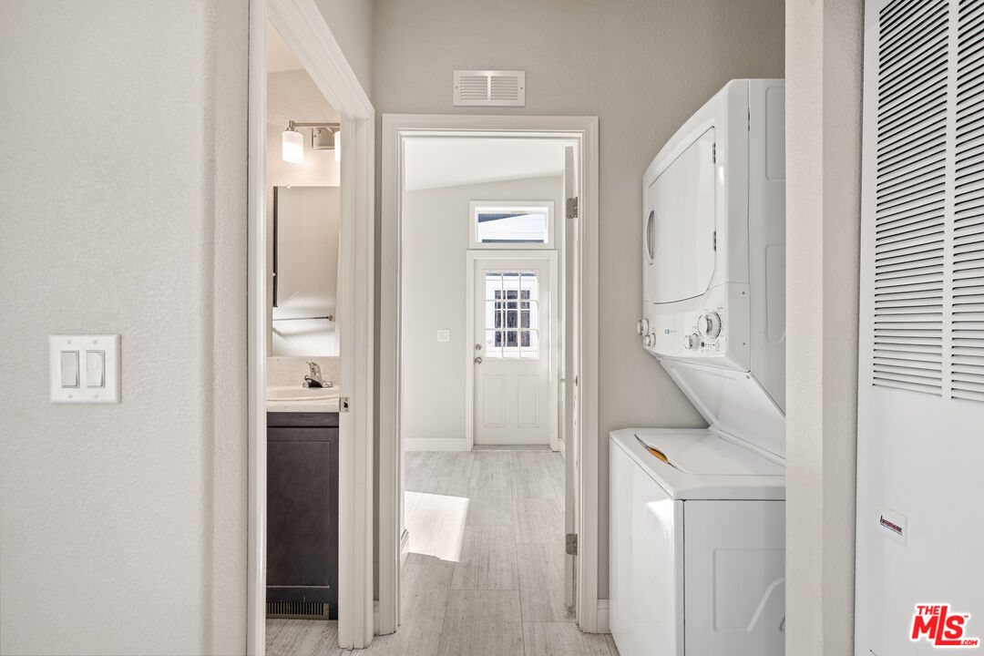 8250 Lankershim Blvd Unit: 130