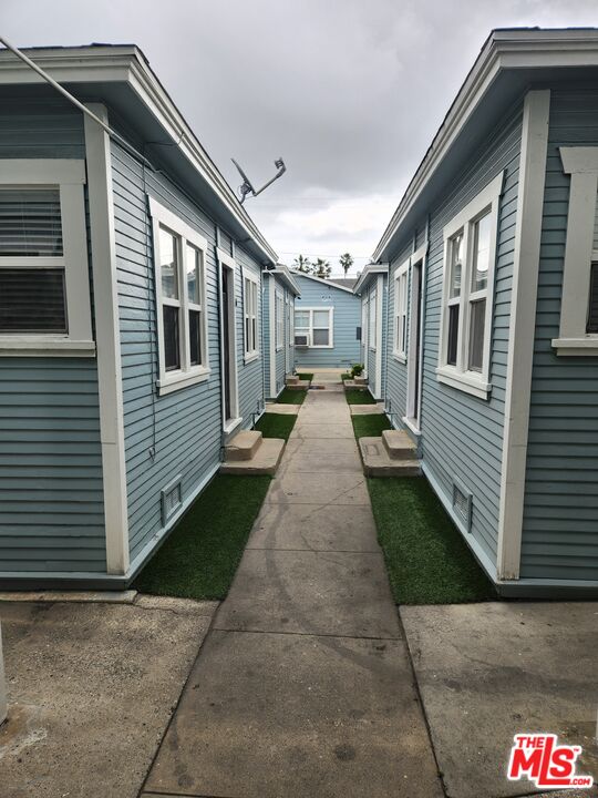 1706 Sherman Pl