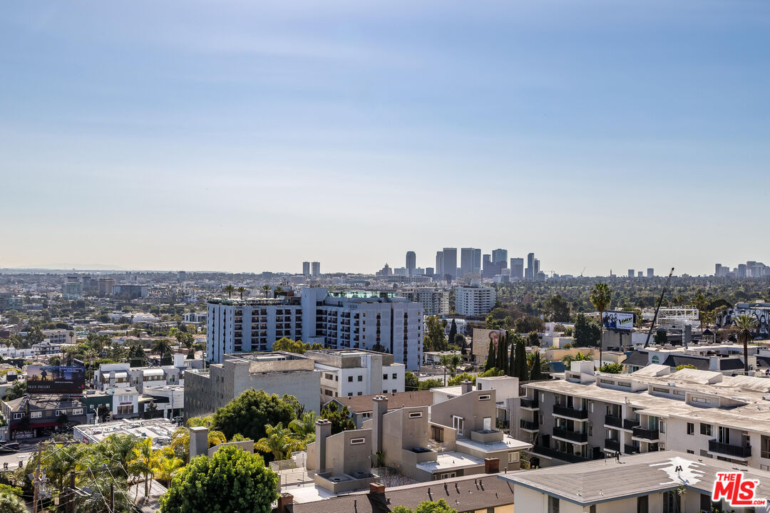 8787 Shoreham Dr Unit: 610