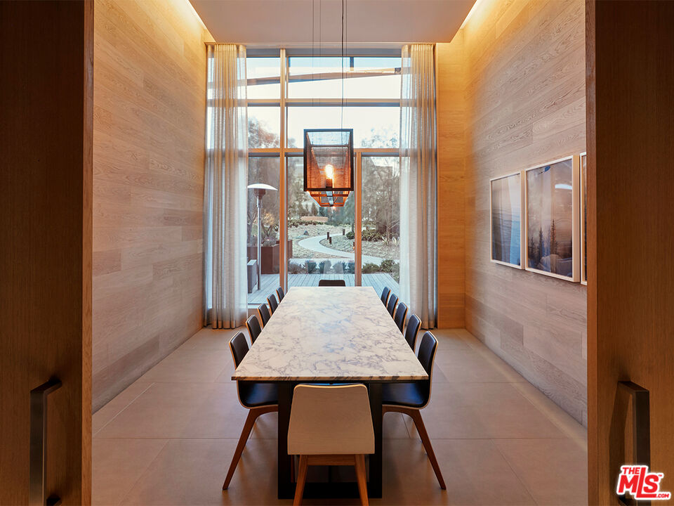 10000 Santa Monica Blvd Unit: 1003