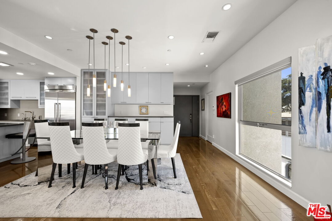 907 Lincoln Blvd Unit: PH 302