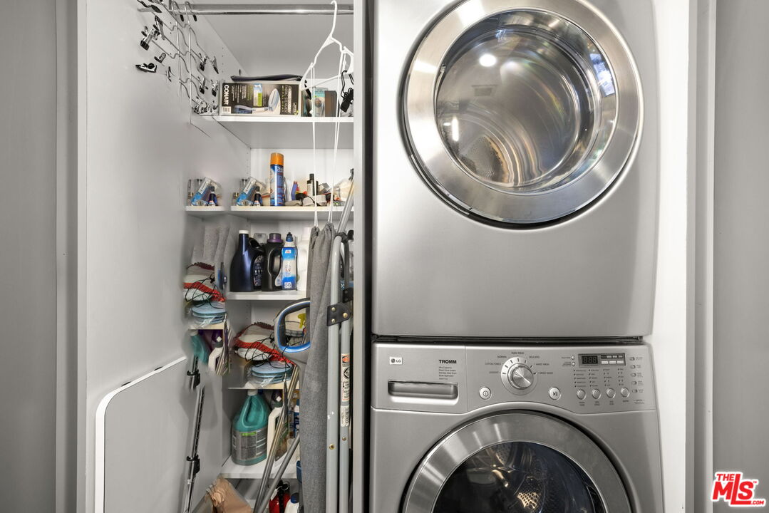 907 Lincoln Blvd Unit: PH 302