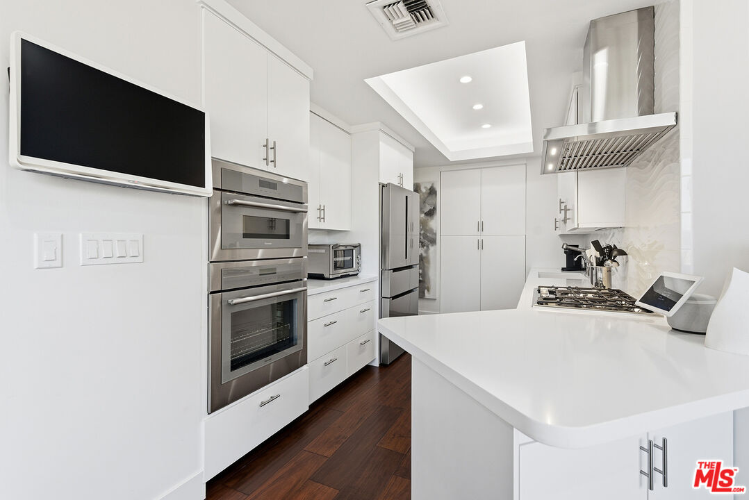 10560 Wilshire Blvd Unit: 603