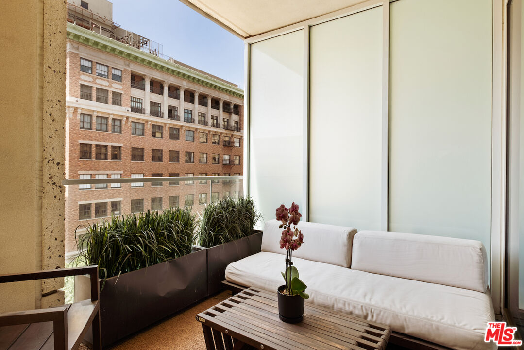 6250 Hollywood Blvd Unit: 8M