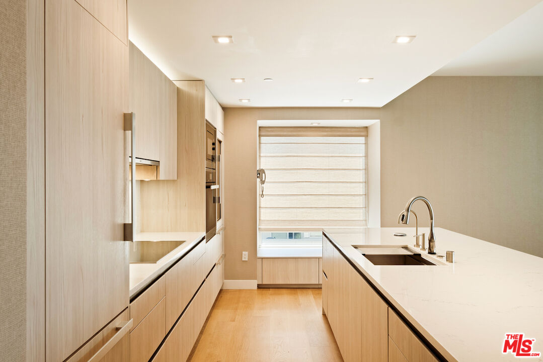 6250 Hollywood Blvd Unit: 8M