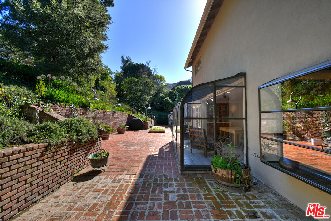 3216 Fryman Rd