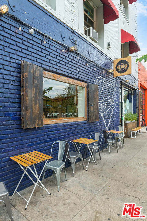 1855 Industrial St Unit: 703