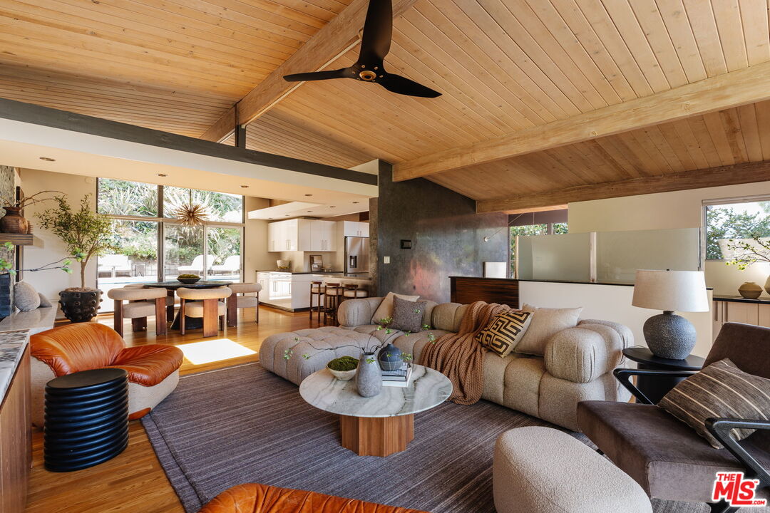 3688 Buena Park Dr