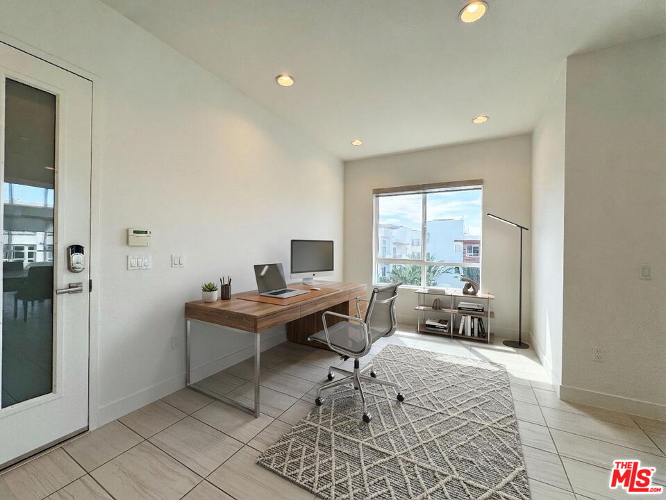 12457 Osprey Ln Unit: 3