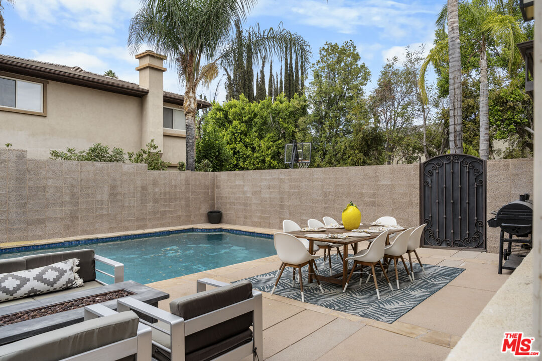 18330 Hanan Ct