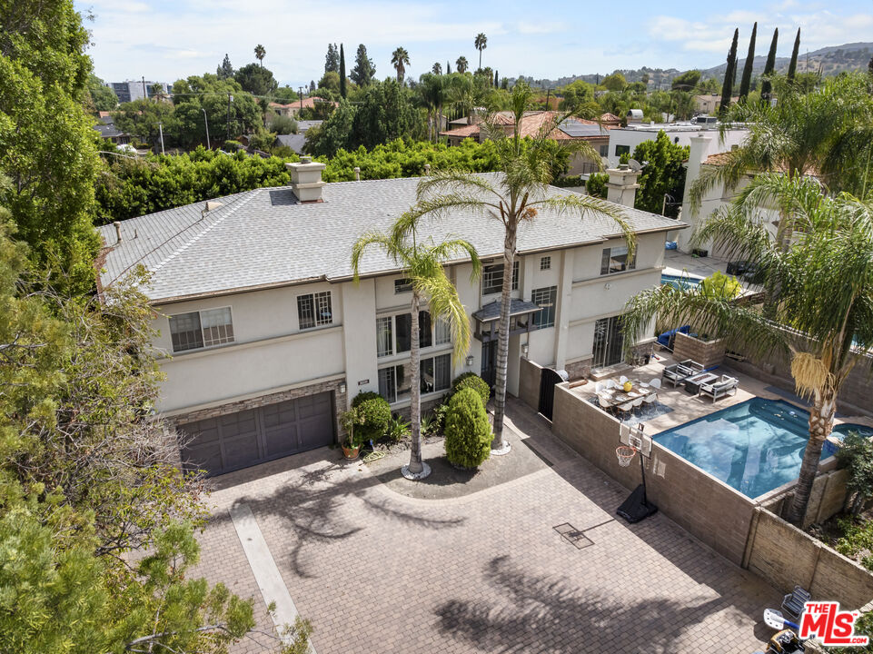 18330 Hanan Ct