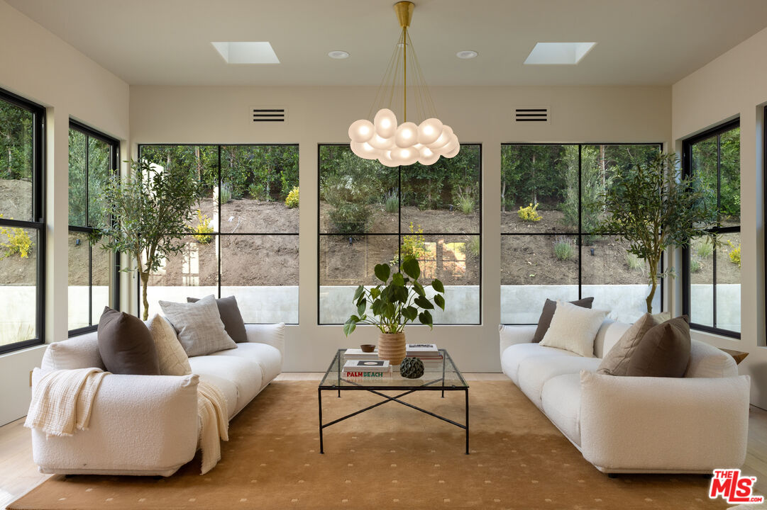 3236 Longridge Ter