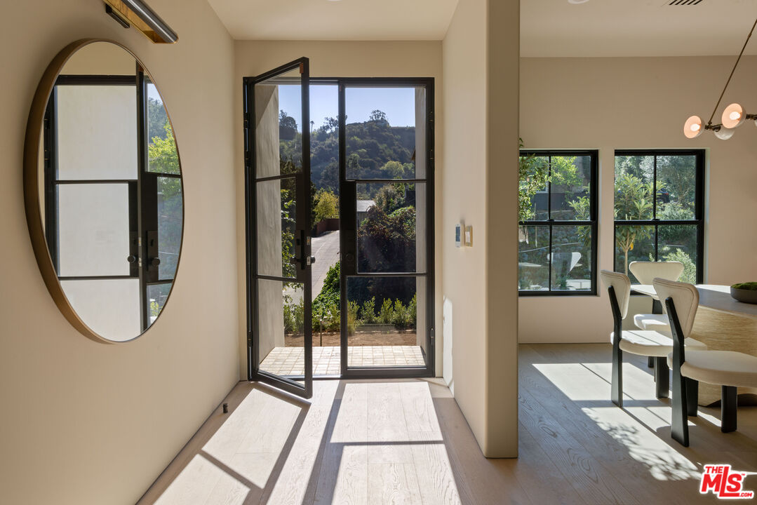 3236 Longridge Ter