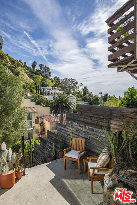 2370 San Marco Dr