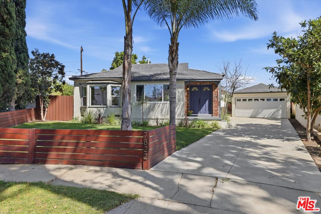 7822 Peach Ave