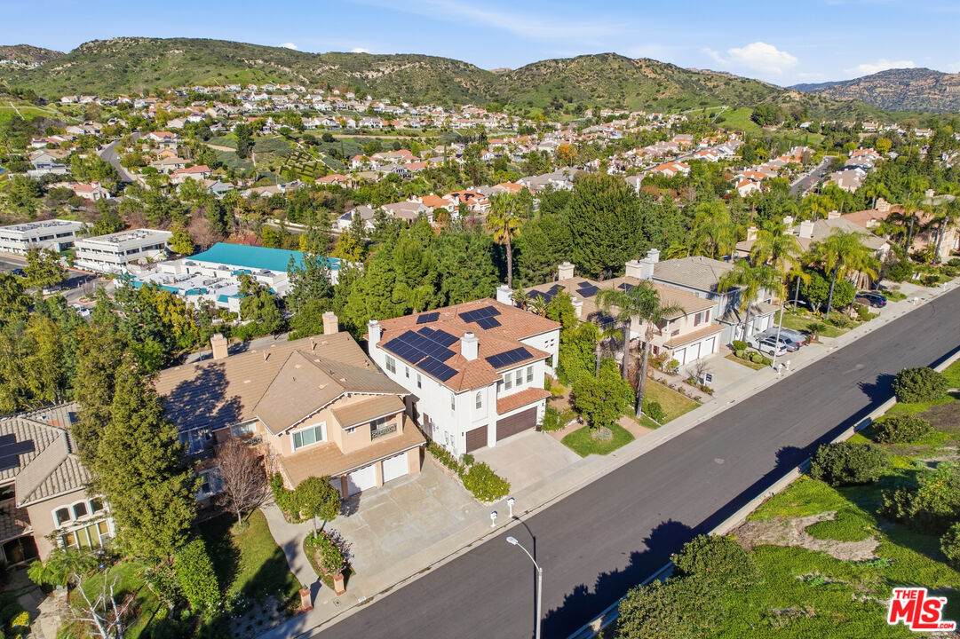 7365 Westcliff Dr