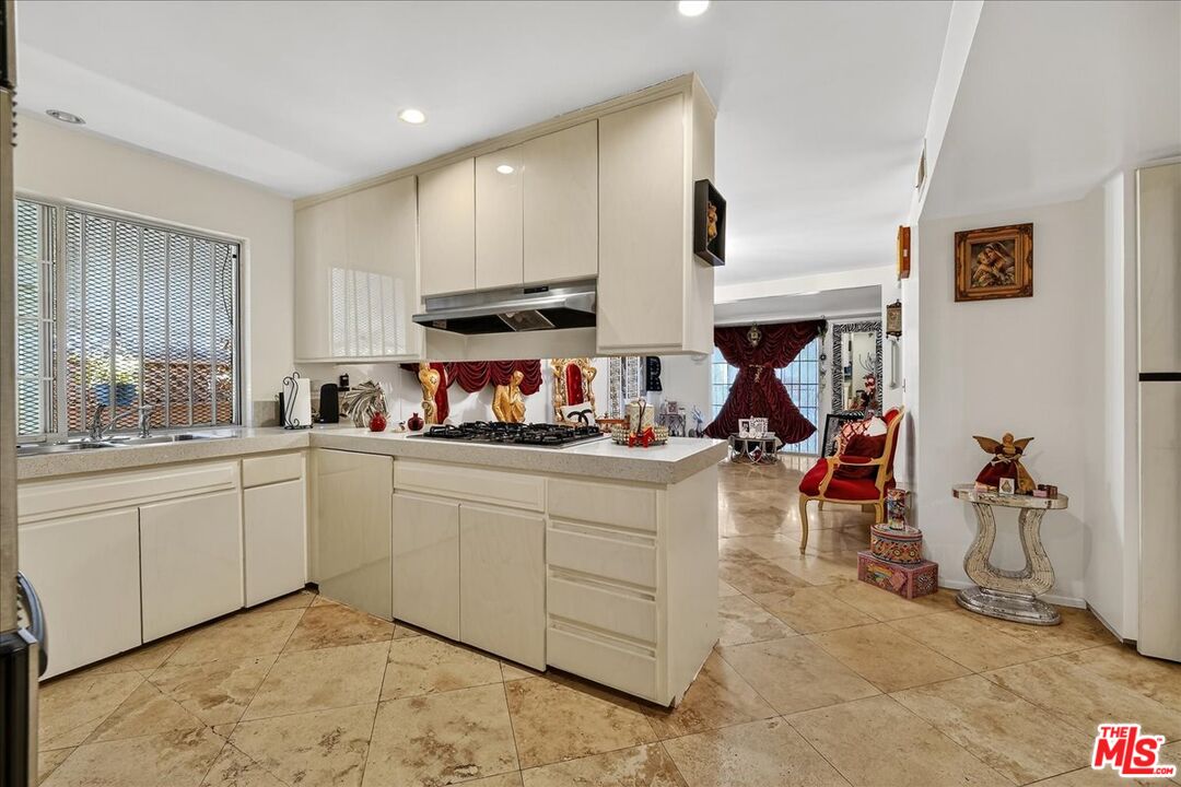 3430 Mclaughlin Ave