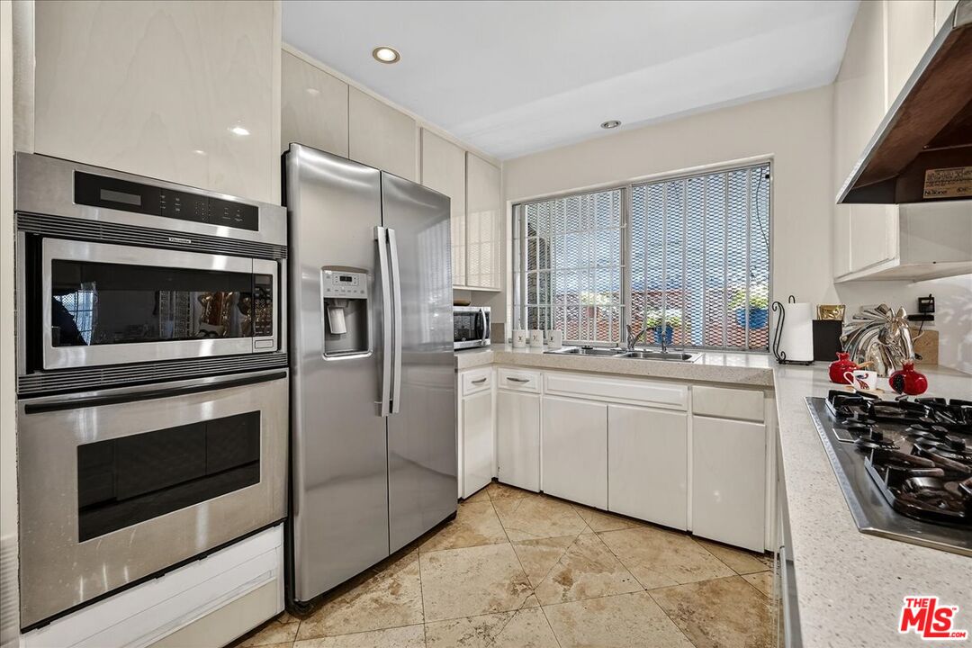 3430 Mclaughlin Ave