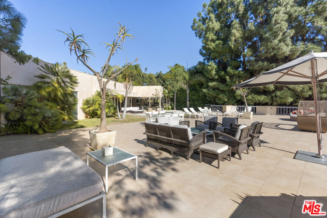 510 Leslie Ln