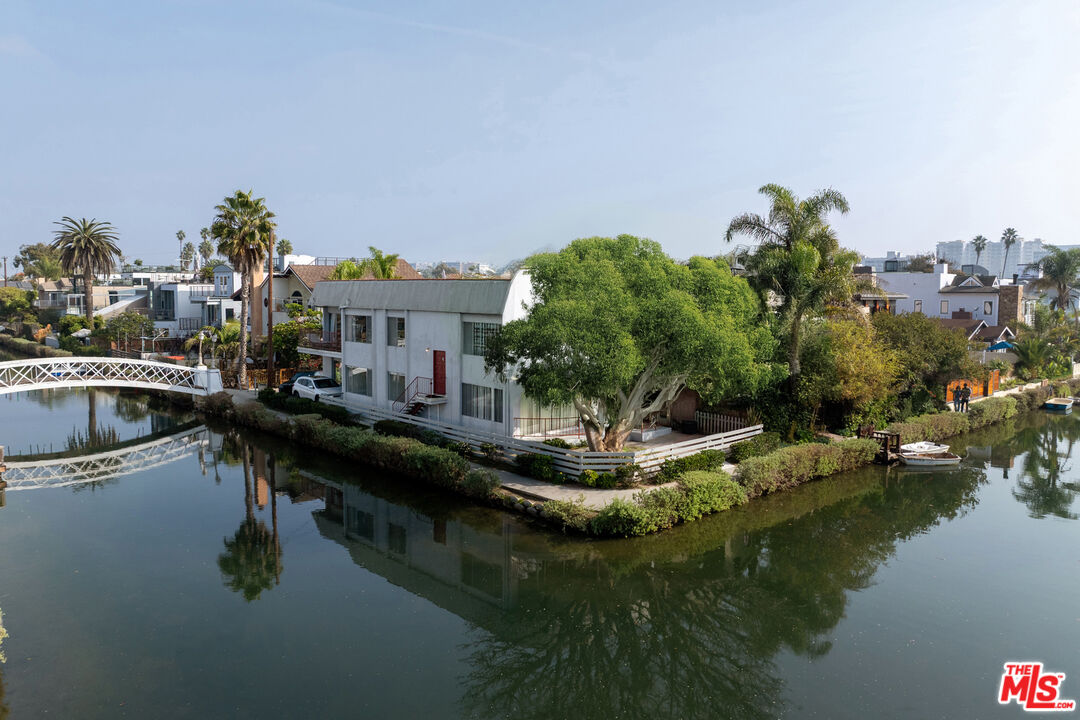 2300 Grand Canal