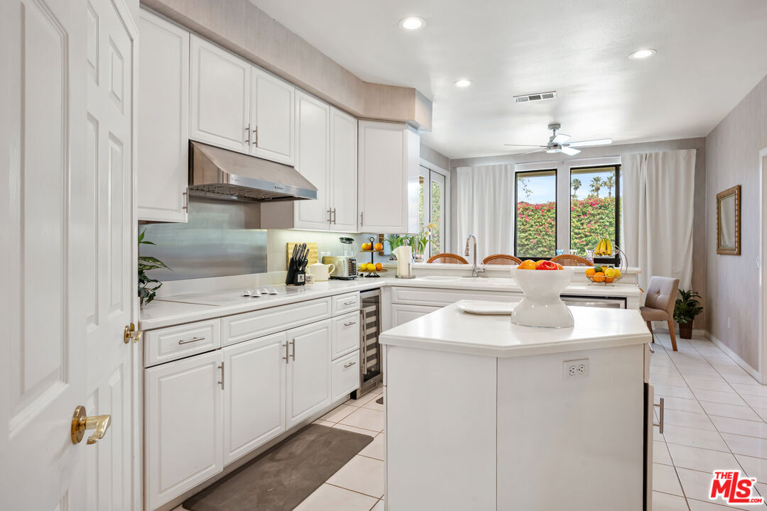 14 Belmonte Dr
