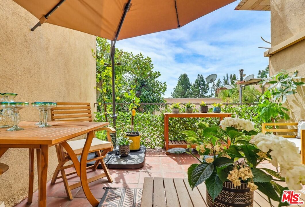 970 Palm Ave Unit: 100