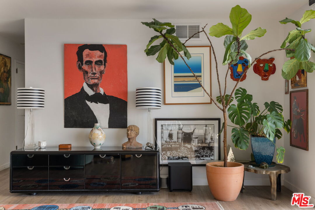 100 S Doheny Dr Unit: PH12