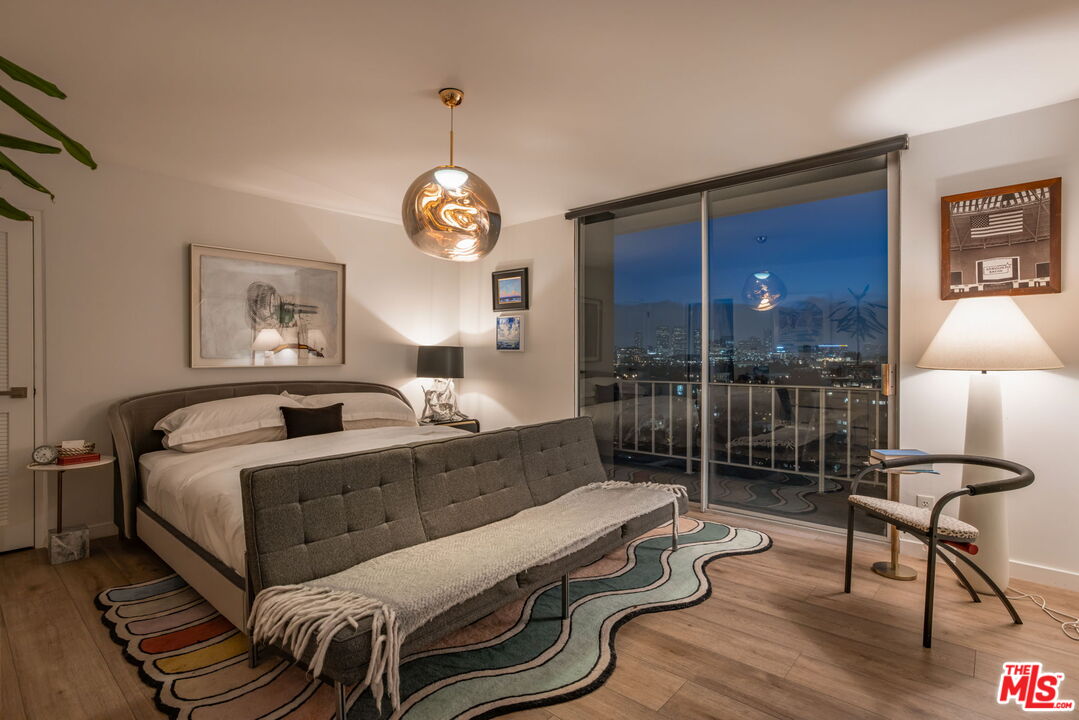 100 S Doheny Dr Unit: PH12