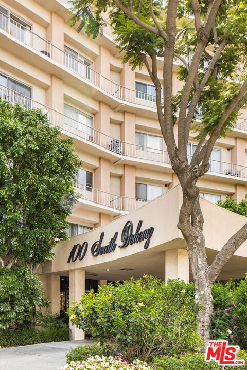 100 S Doheny Dr Unit: PH12