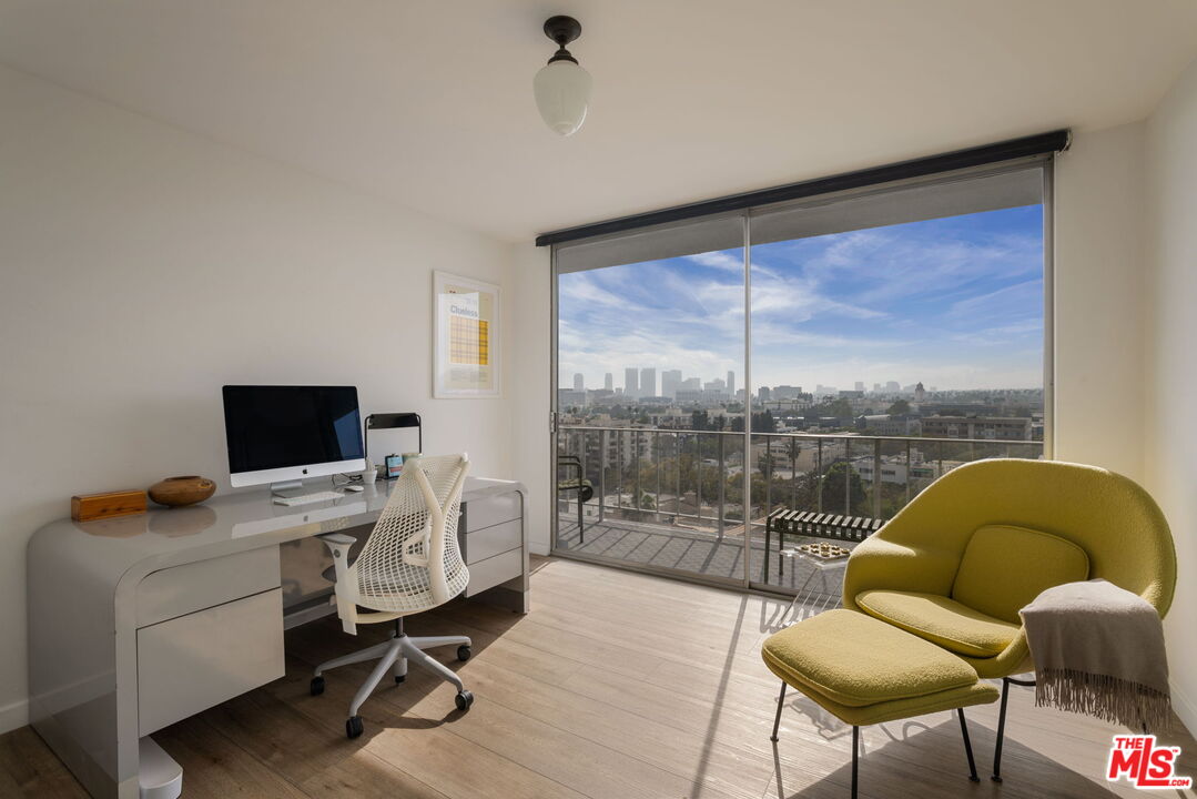 100 S Doheny Dr Unit: PH12
